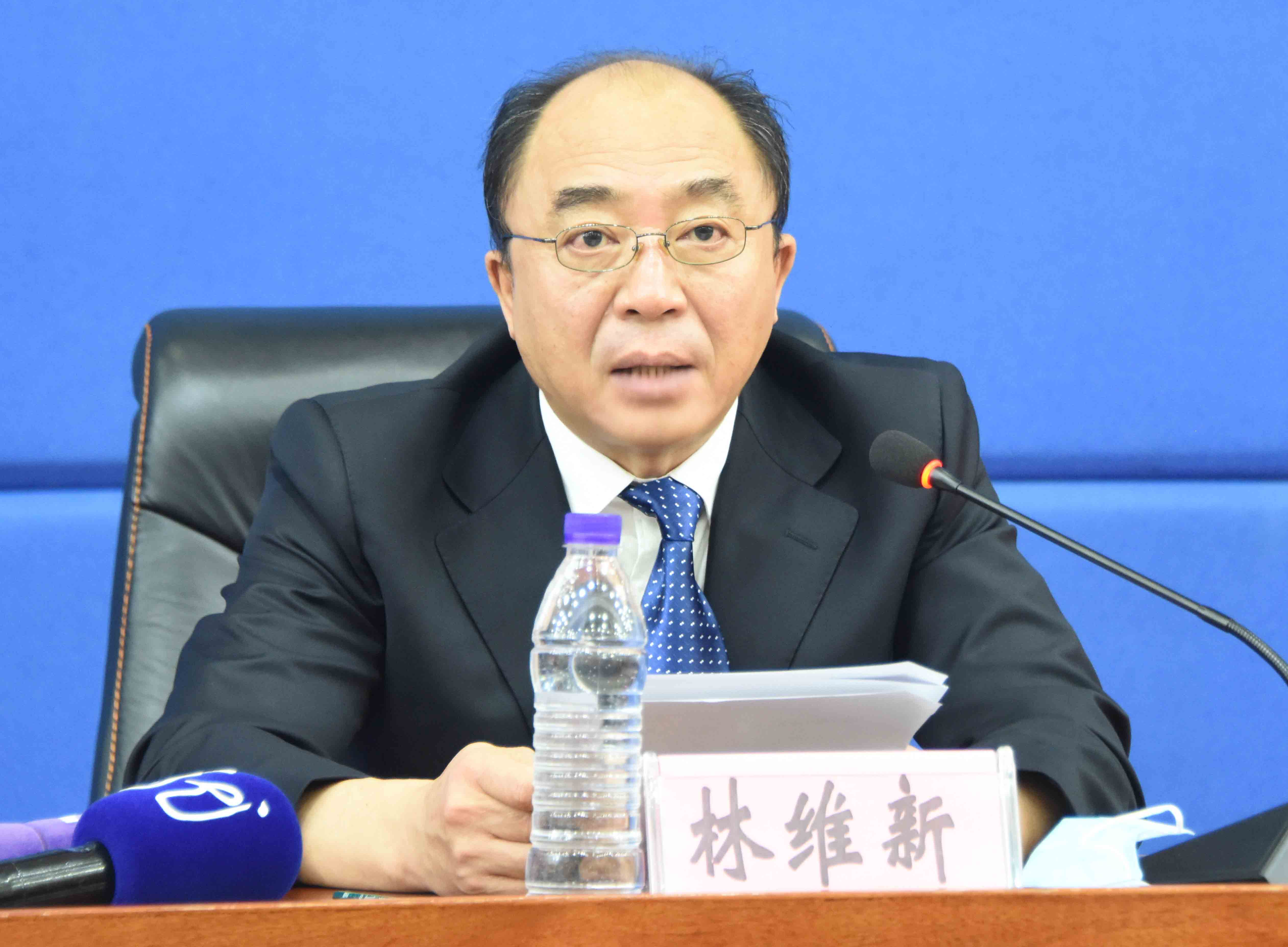 黑龍江省營商環境建設監督局一級巡視員林維新作主旨發布并答記者問