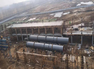 2021年3月26日，龍睿公司肇州10萬噸有機(jī)肥施工現(xiàn)場。