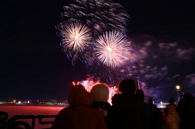 黑河市舉行2023迎新年大型焰火活動