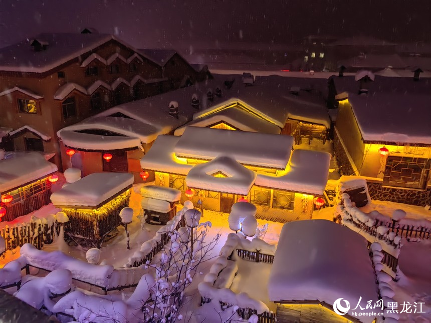 雪迎八方客 中國雪鄉正式開園