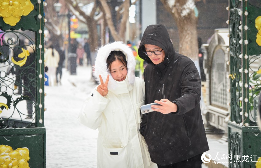 “冰城”哈爾濱迎冬雪