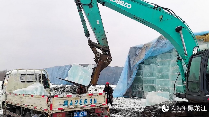 20萬(wàn)立方米存冰“開封” 哈爾濱冰雪大世界即將開工建設(shè)