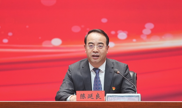 黑龍江省委教育工委常務副書記、省教育廳廳長陳延良。劉心楊攝