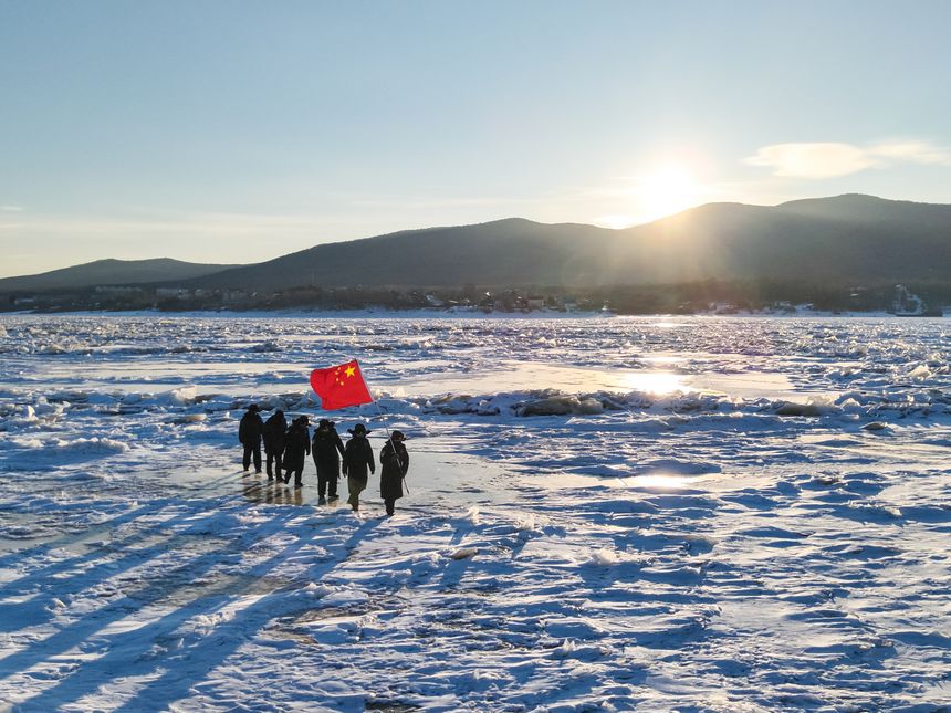 極寒-40°C，他們在祖國“東極”迎接2025年第一縷陽光