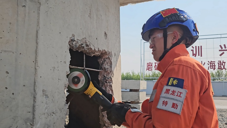 黑龍江省森林消防總隊(duì)開(kāi)展地震救援訓(xùn)練