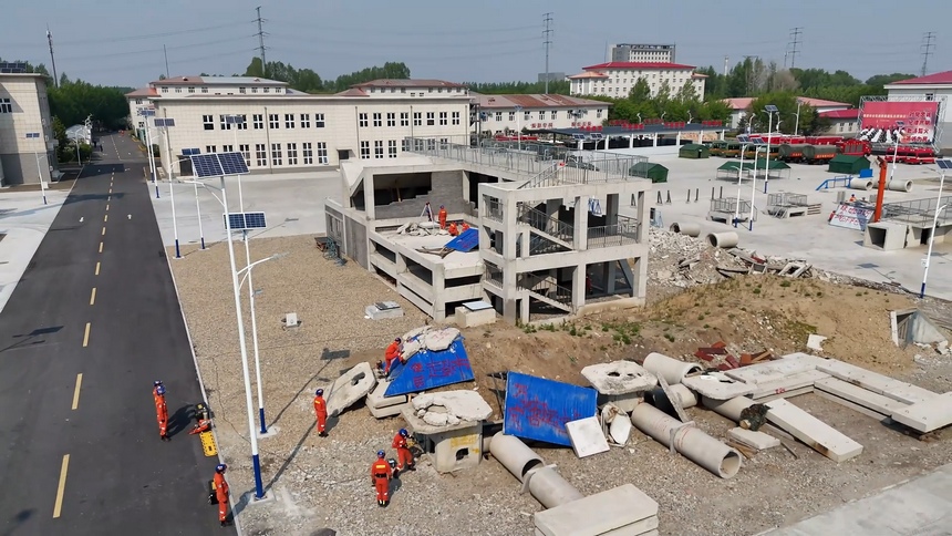 黑龍江省森林消防總隊開展地震救援訓練